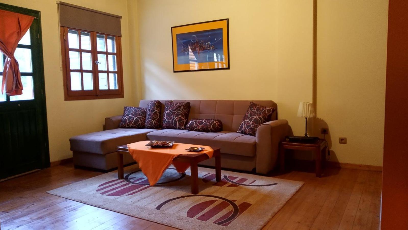 فيلا House On The Mountain Eptálofos المظهر الخارجي الصورة